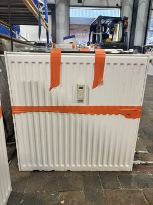 Brugman radiator Type 22 – 700x700 mm paneelradiator